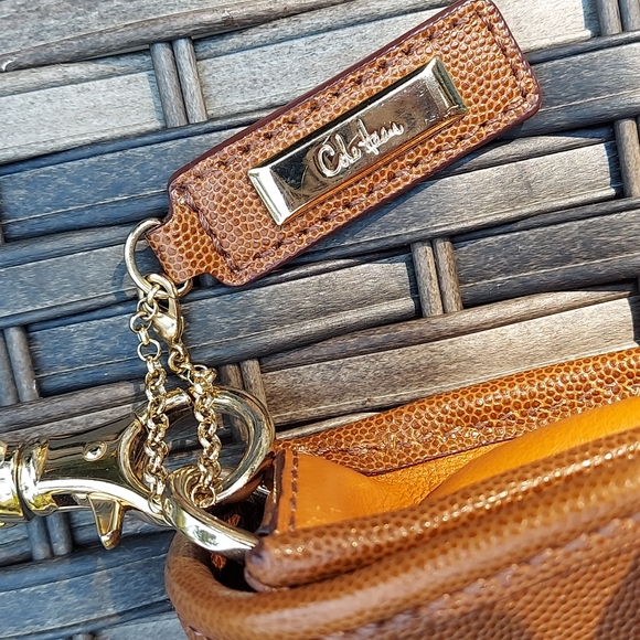 Cole Haan Shoulder bag. - Picture 3 of 12